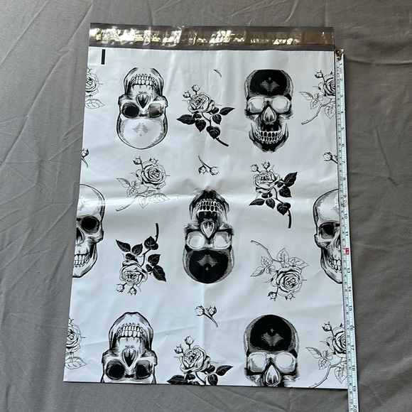 Halloween poly mailers bundle of 15 - plus mystery thank you cards & stickers - Picture 3 of 8